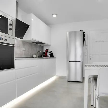 7even Apartment *