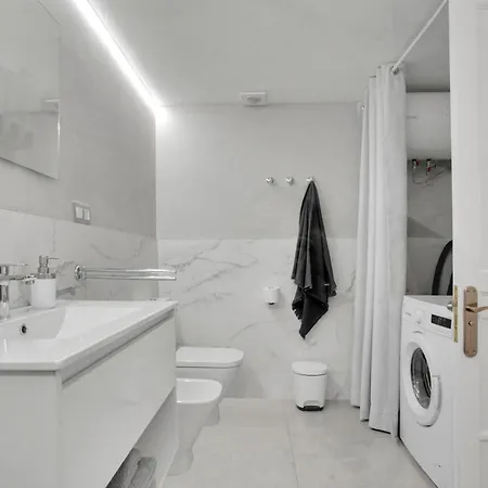 Apartment 7even